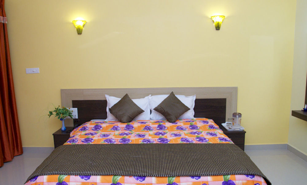 Rbr Suites Calangute Eksteriør billede